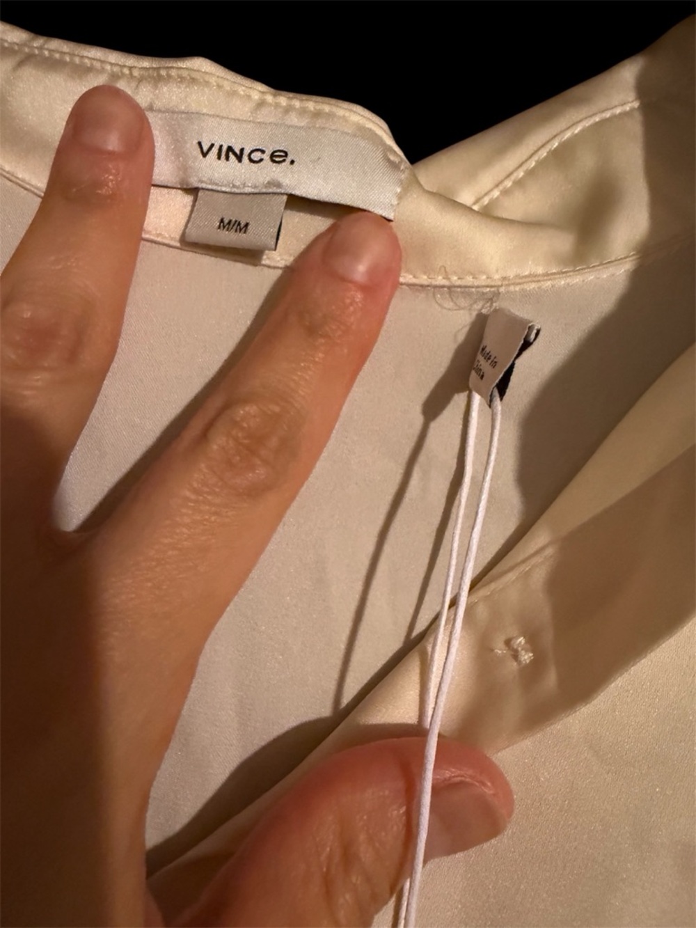 100% Silk Vince Lightweight Button-Down Shirt in Soft Cream - Picture 4 of 6
